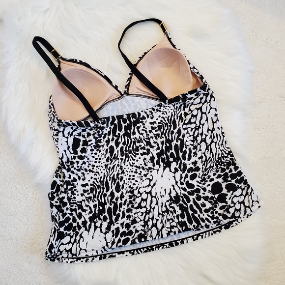 JACLYN SMITH Swim Top - Picture 2 of 5